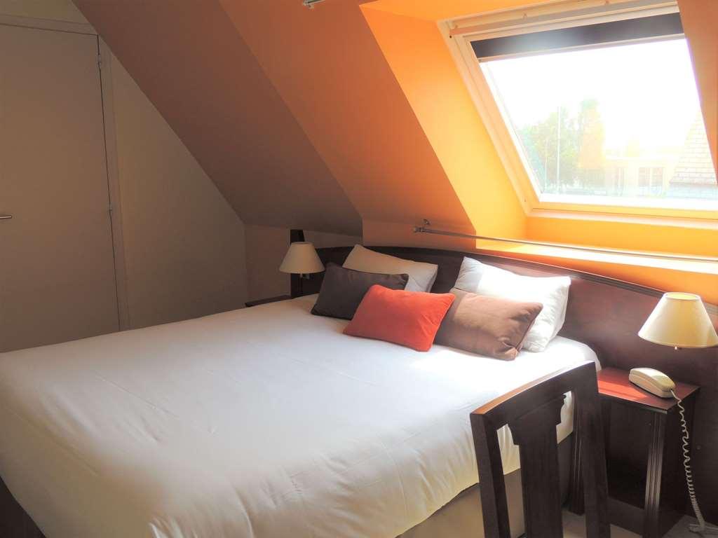 Hotel Crocus Caen Memorial Δωμάτιο φωτογραφία