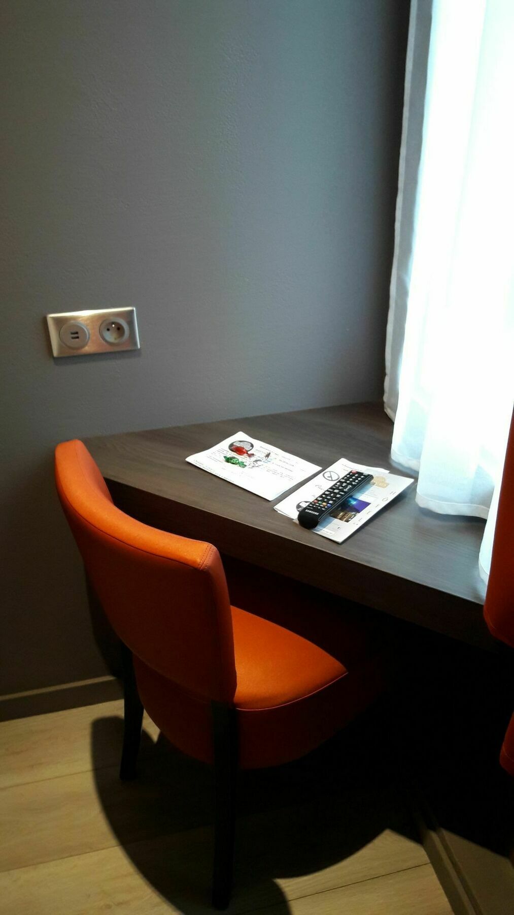 Hotel Crocus Caen Memorial Εξωτερικό φωτογραφία